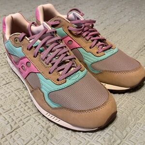 Saucony Shadow 5000 shoes pink teal aqua sneakers size 11